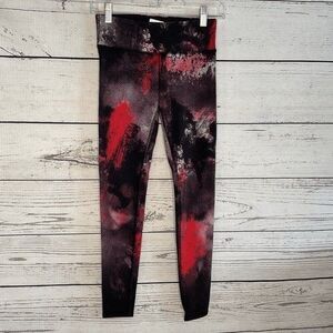 Alo Yoga Ruby Red/Black/Gray Smoke Print  Airbrush Leggings Women Size XS